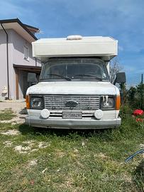 Camper ford
