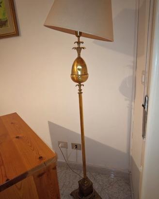 Piantana in ottone dorato