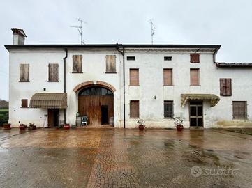 PORZIONE DI BIFAMILIARE A GUALTIERI