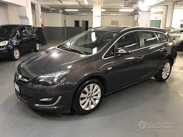 Opel Astra 2.0 CDTI 165CV Sports Tourer Cosmo