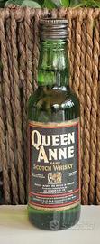 Queen Anne Rare Scotch Whisky Mignon