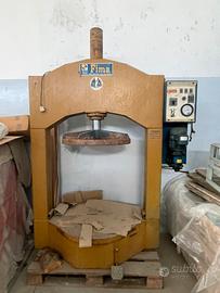 Pressa idraulica