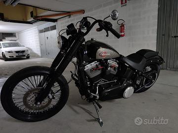 Harley-Davidson Softail Blackline - 2012