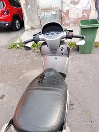 scarabeo light 125