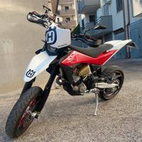 Husqvarna SMR 449 MOTARD