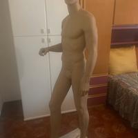 Manichino uomo per negozio