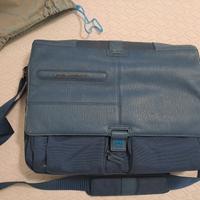 Borsa Piquadro a tracolla porta pc e ipad