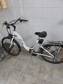 bicicletta elettrica  usata