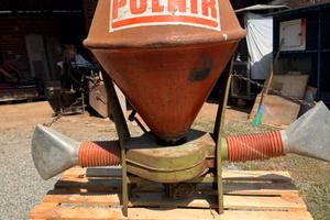 Solforatrice (zolfatrice) POLAIR per trattore