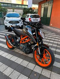 KTM Duke 390