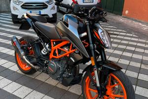 KTM Duke 390