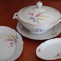 1 SET- ZUPPIERA  DIPINTA e  1  SET ZUPPIERA BIANCA