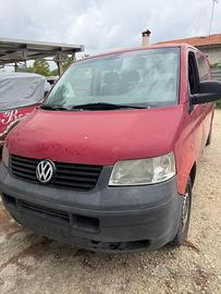 Volkswagen transporter 9 posti 2.5 tdi