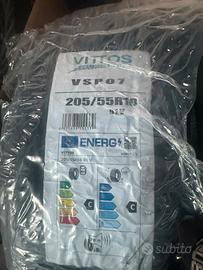 2 gomme nuove Vittos misura 205/55R16