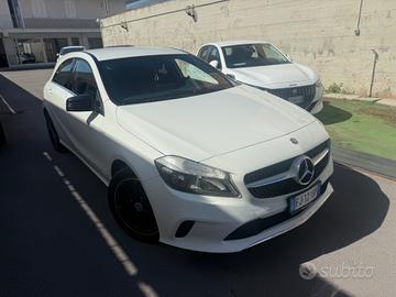 Mercedes Classe A 160d CAMBIO AUTOMATICO - 2017