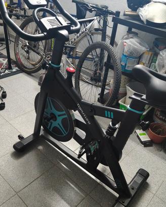 cyclette Toputure  ammortizzata  volano 15 kg