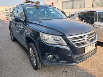 Volkswagen Tiguan anno 2009 ricambi usati