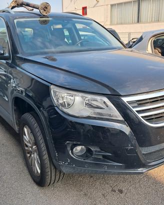 Volkswagen Tiguan anno 2009 ricambi usati