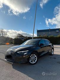 Audi A3 SportBack Indentity Black