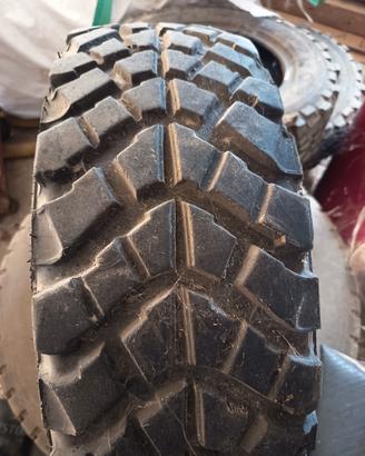 gomme auto 205/70/r15