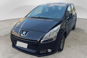 PEUGEOT 5008 7 POSTI
