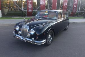 Jaguar Daimler V8