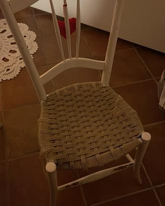 Sedia di legno da riparare