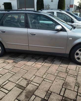 Audi A4 1.9 TD per ricambi 