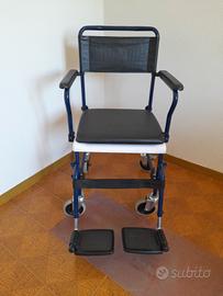 Sedia comoda per anziani e disabili 
