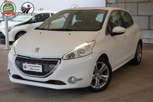 Peugeot 208 1.4 HDi 68 CV 5 porte Allure