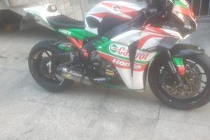 cbr 1000rr fireblade