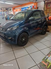 macchina  micro car con patentino