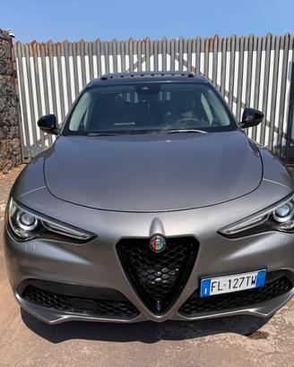 alfa romeo stelvio 2.0 turbo benzina 280cv aceto p