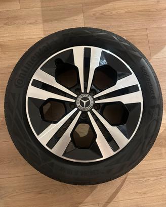 Set cerchi originali Mercedes 18 pollici + gomme