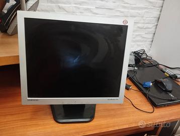 Monitor schermo Samsung 710v