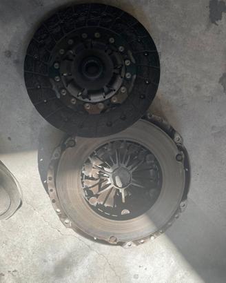 Frizione Volkswagen audi 2.0 tdi