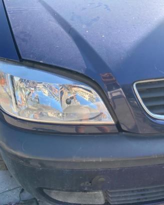 FARO ANTERIORE DESTRO OPEL Zafira A FARO ZAFIRA (9