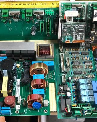Schede elettroniche recupero componenti