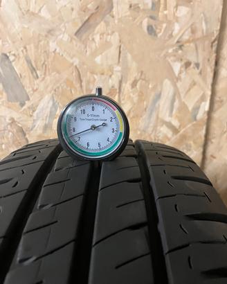 2 GOMME 215 70 15 MICHELIN AGILIS