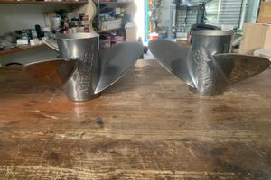 Eliche Mercury Mirage Plus acciaio 19