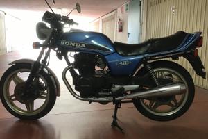 Honda CB 400 - 1981