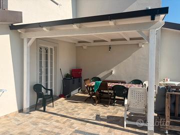 Pergola 4x4 bianco legno lamellare