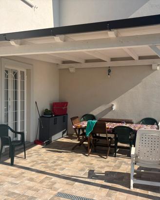Pergola 4x4 bianco legno lamellare