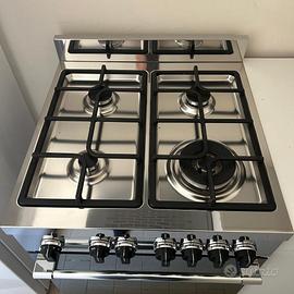 Piano Cottura con Forno DELONGHI