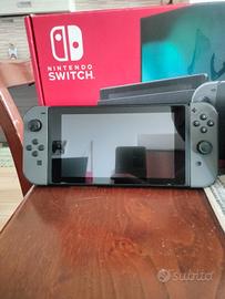 Nintendo switch+ Pokemon let's go e Mario Kart 