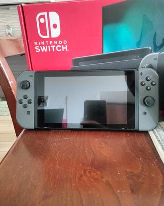 Nintendo switch+ Pokemon let's go e Mario Kart 