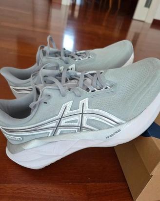 ASICS NOVABLAST 5