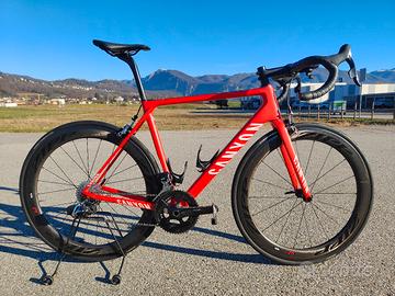 Bici da corsa Canyon Ultimate CF SLX