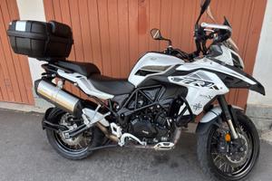 Moto Benelli TRK 500 X