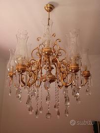 Lampadario e lettino